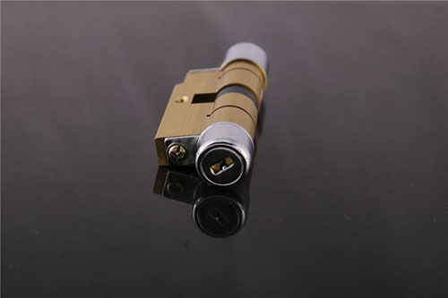 小金24小时上门开锁公司